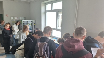 młodzi głosują 2025