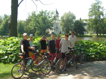 PICT7948[zespół pałacowo-parkowy w Radziejowicach].JPG