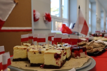 Kawiarenka charytatywna z okazji Święta Niepodległości