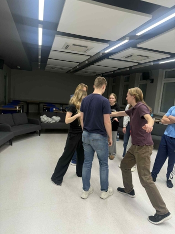 Wieczór filmowy w szkole 2025