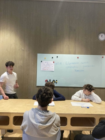 672678221_1593955489404902_7472969170485932502_n