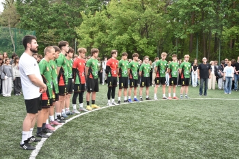 UCZNIOWIE „SŁOWAKA” vs SAMORZĄDOWCY 