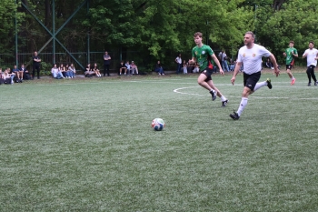 UCZNIOWIE „SŁOWAKA” vs SAMORZĄDOWCY 