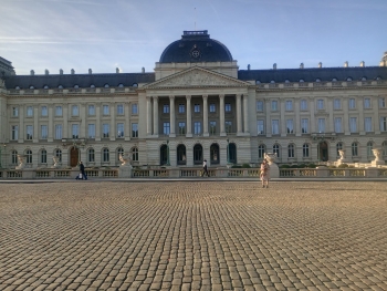 Wycieczka do Parlamentu Europejskiego w Brukseli, stanowiąca główną nagrodę w konkursie „Polska się kurczy''