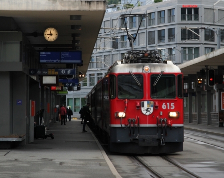 Wycieczka Szwajcaria - czerwony pociÄ…g