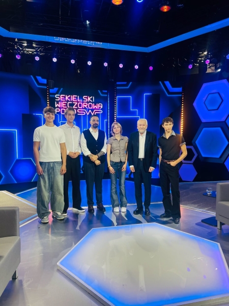  Udział naszej szkoły w programie na żywo ''Sekielski Wieczorową Porą'' w TVP1.
